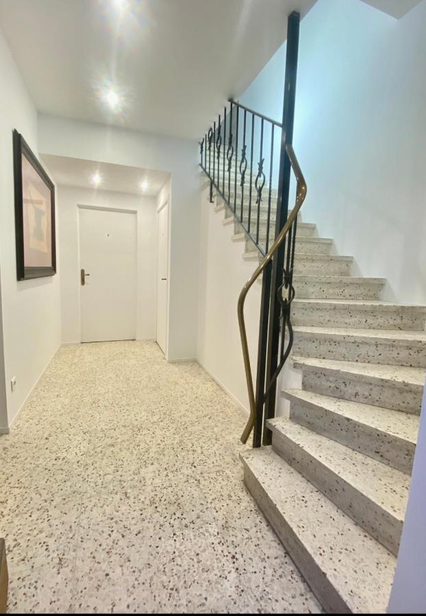 شقة T3 En Duplex Pour 6 Pers Bien Place Terrasse Et Parking Inclus تولوز المظهر الخارجي الصورة